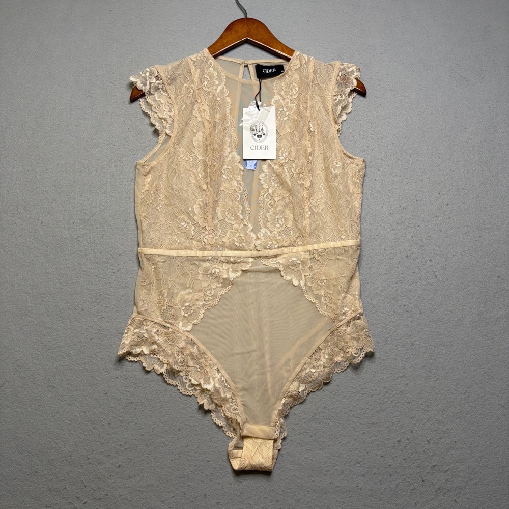 Cider Bodysuit Women XL Beige Floral Lace Sheer Mesh V-Neck Cap Sleeve P93